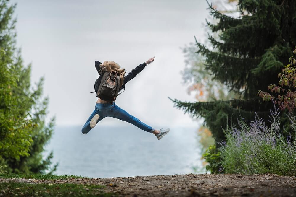 women jumping